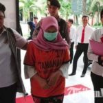 Kenal Lewat Facebook & Mengaku Mahasiswi Kedokteran PTN di Surabaya, Gadis Lulusan SMP Tipu Temannya