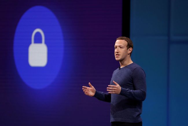 CEO Facebook Minta Aturan Internet Diperbarui
