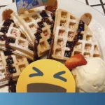 Jawab Pertanyaan Privasi di Cafe Facebook, Gratis Wafel Emoji