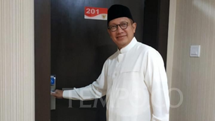 Lukman Hakim Saifuddin di depan kamar tidurnya di kantor Daerah Kerja Haji Indonesia di Mekah, Rabu, 7 Agustus 2019. Tempo/Reza Maulana